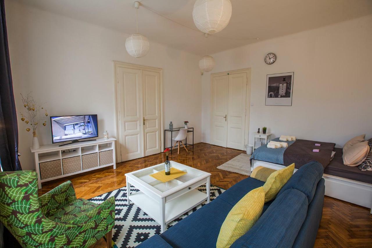 Zagreb Vacations Appartement Buitenkant foto
