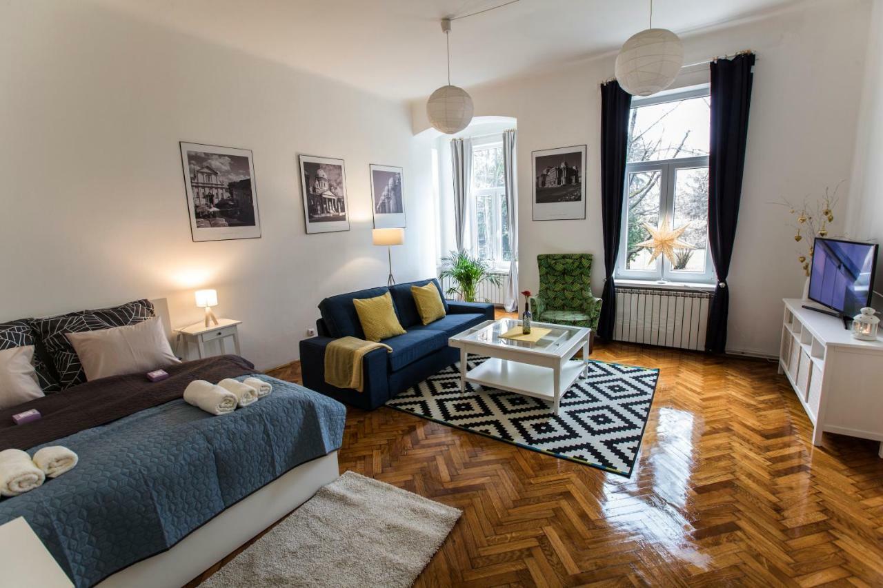 Zagreb Vacations Appartement Buitenkant foto