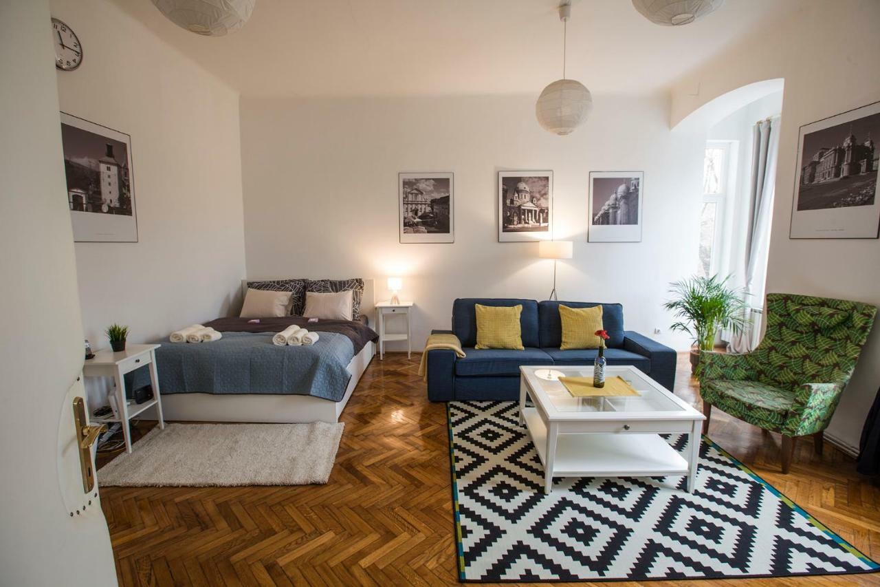 Zagreb Vacations Appartement Buitenkant foto